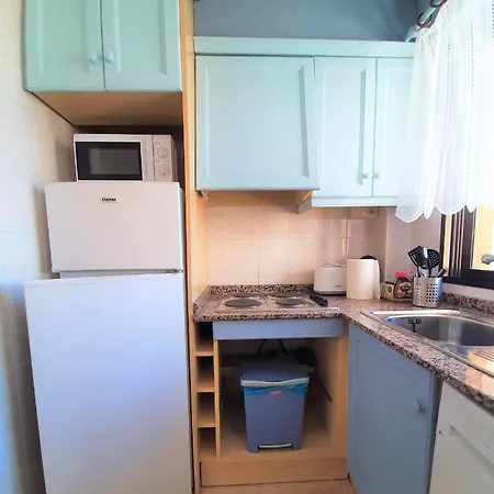 Precioso Con Ascensor A 80 Metros Del Mar Апартаменты Торевьиа