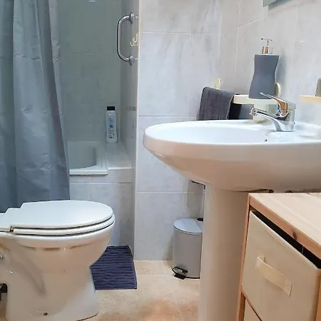 Apartamento Precioso Con Ascensor A 80 Metros Del Mar *